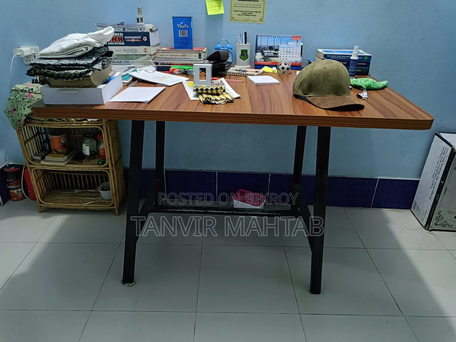 Reading Table