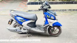 Yamaha 2023 Blue