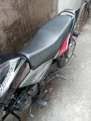 Bajaj Discover 100 2015 Black