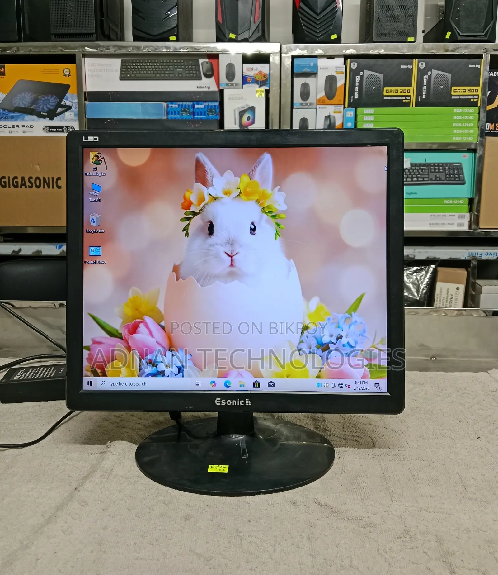 Esonic Es1701 17-inch Square HD LED Monitor