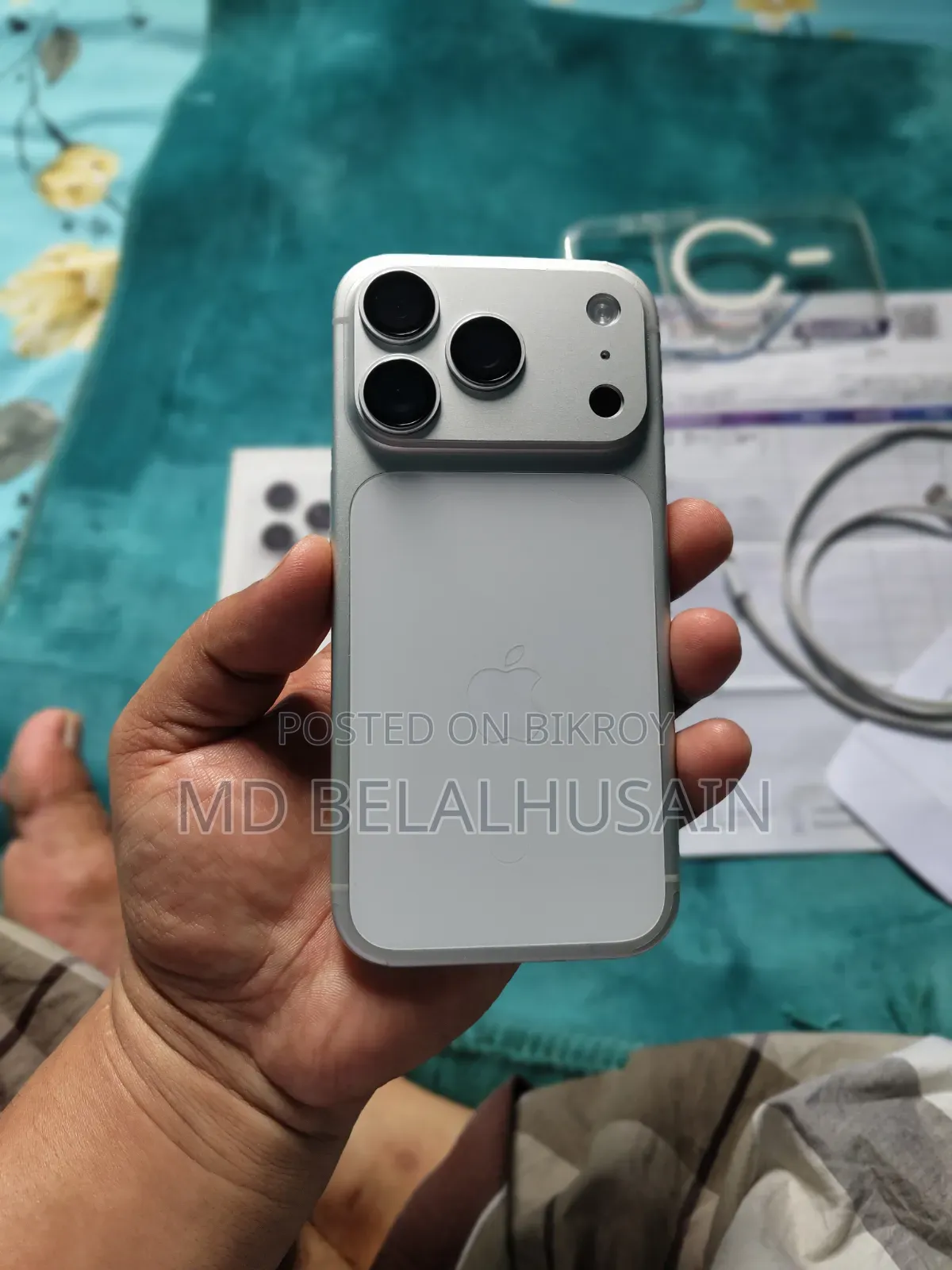 অ্যাপল আইফোন ১৭ প্রো ২৫৬ জিবি সিলভার
