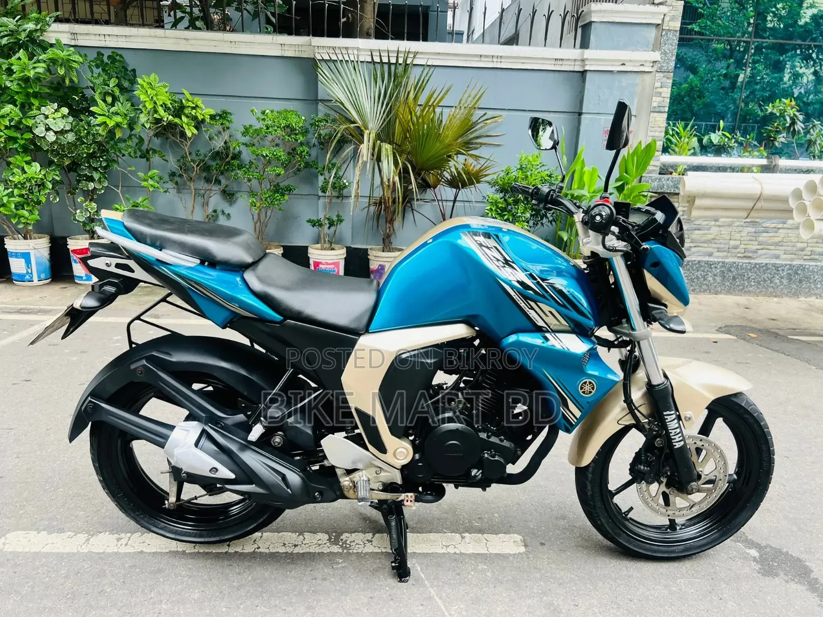 Yamaha FZ 2018 Blue