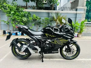 Suzuki Gixxer SF FI 2023 Black