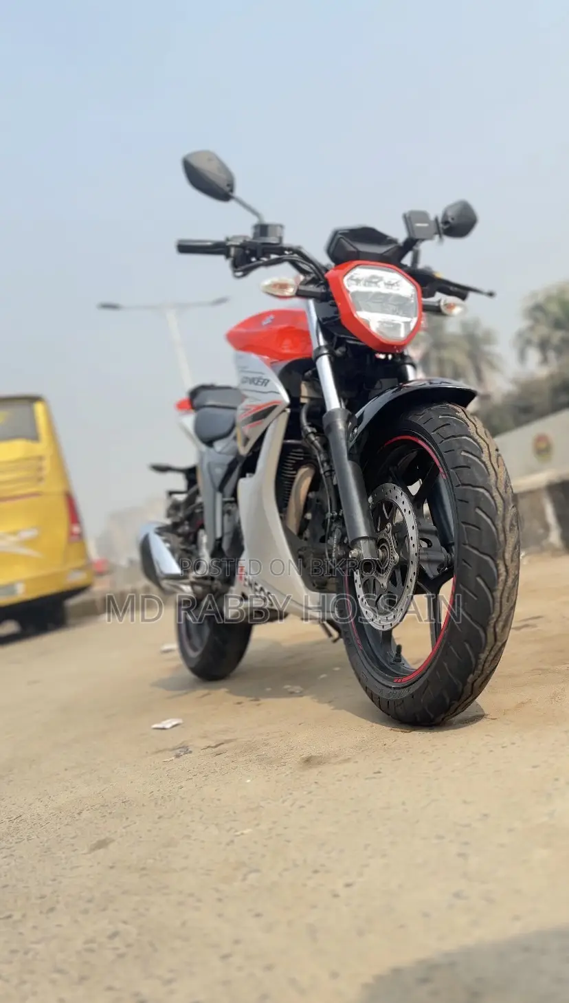 Suzuki Gixxer Fi ABS 2025 Orange