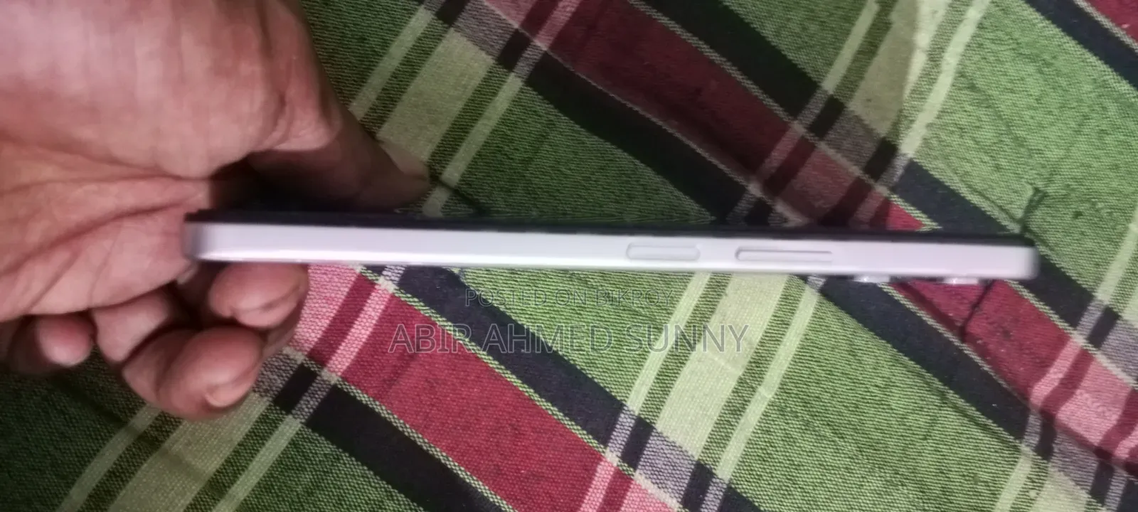 Vivo 4 GB Silver