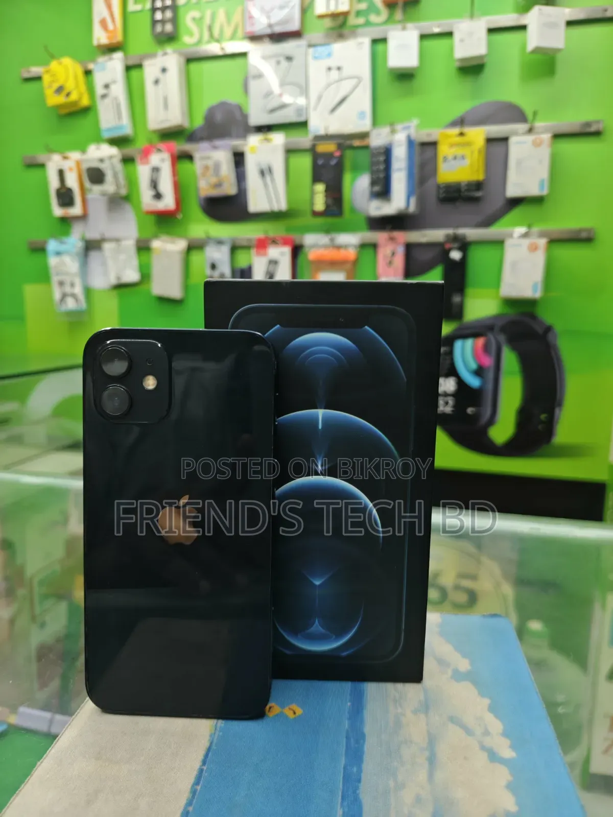 Apple iPhone 12 64 GB Black