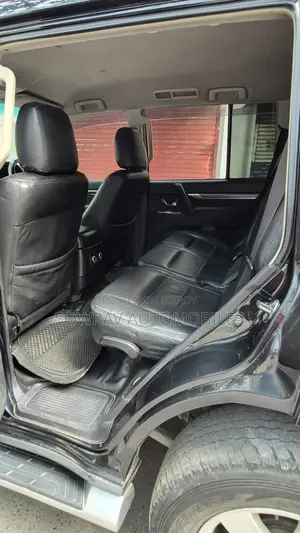 Mitsubishi Pajero 2006 Black