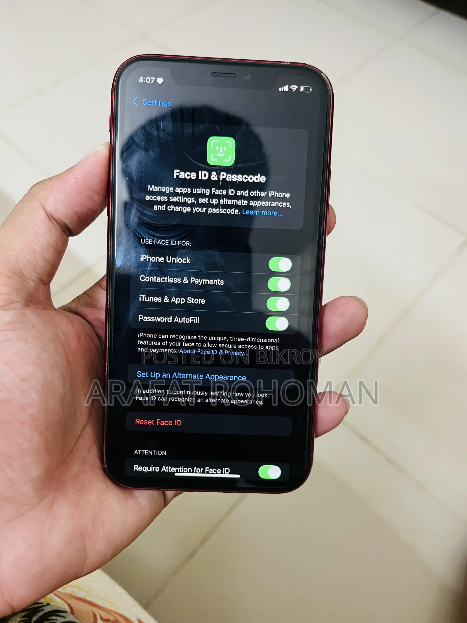 Apple iPhone XR 64 GB Red
