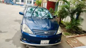 টয়োটা অ্যালিয়ন ২০০৪ নীল