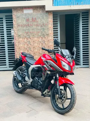 Yamaha 2018 Red