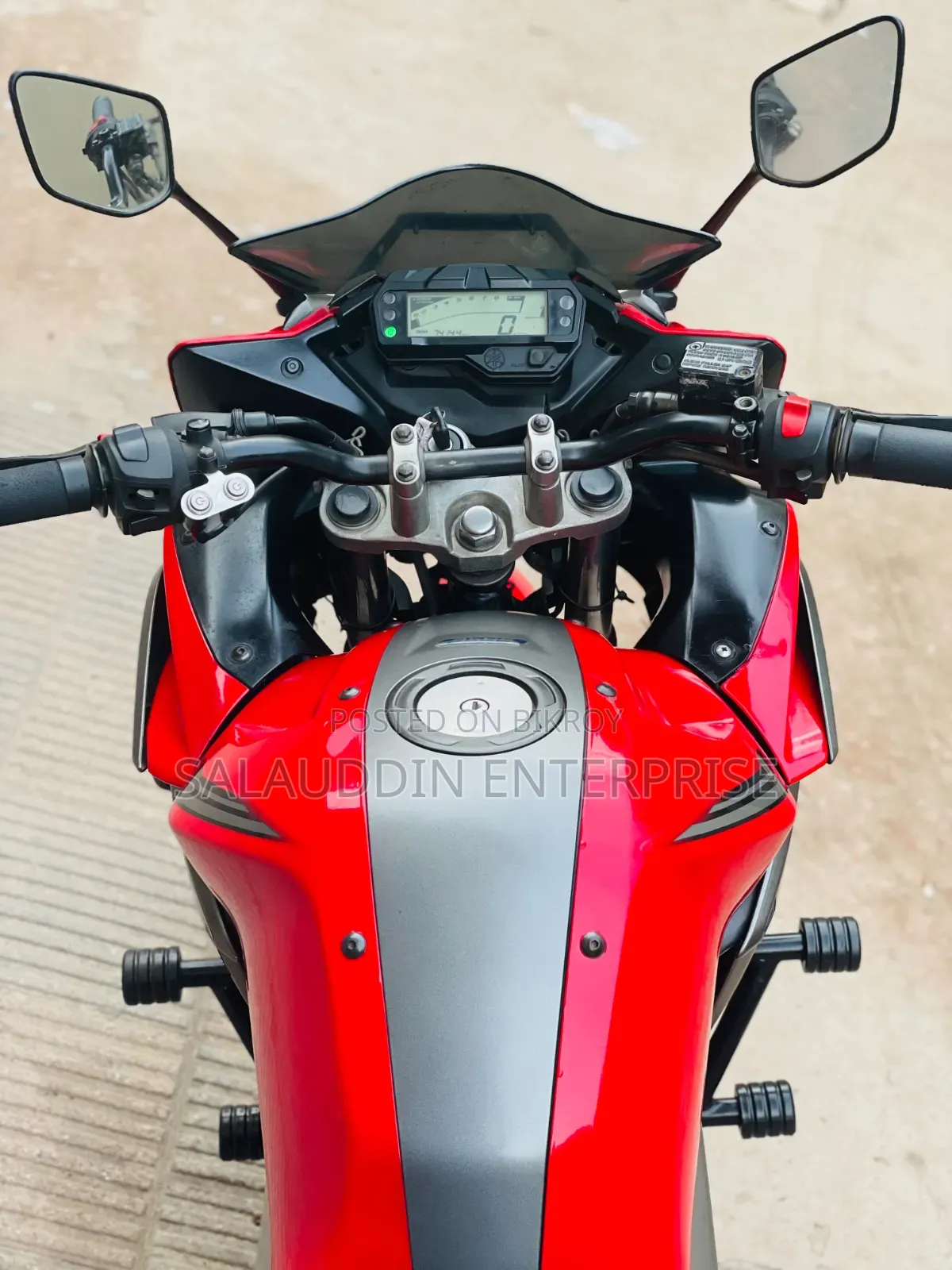 Yamaha 2018 Red