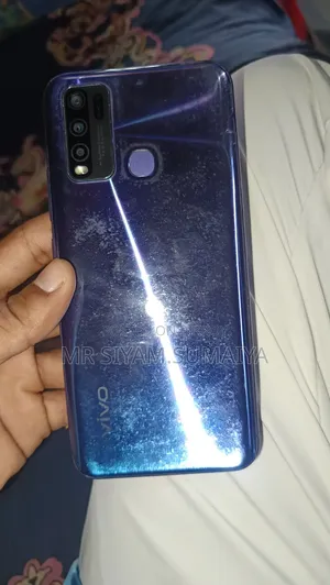 Vivo Y50 128 GB Blue
