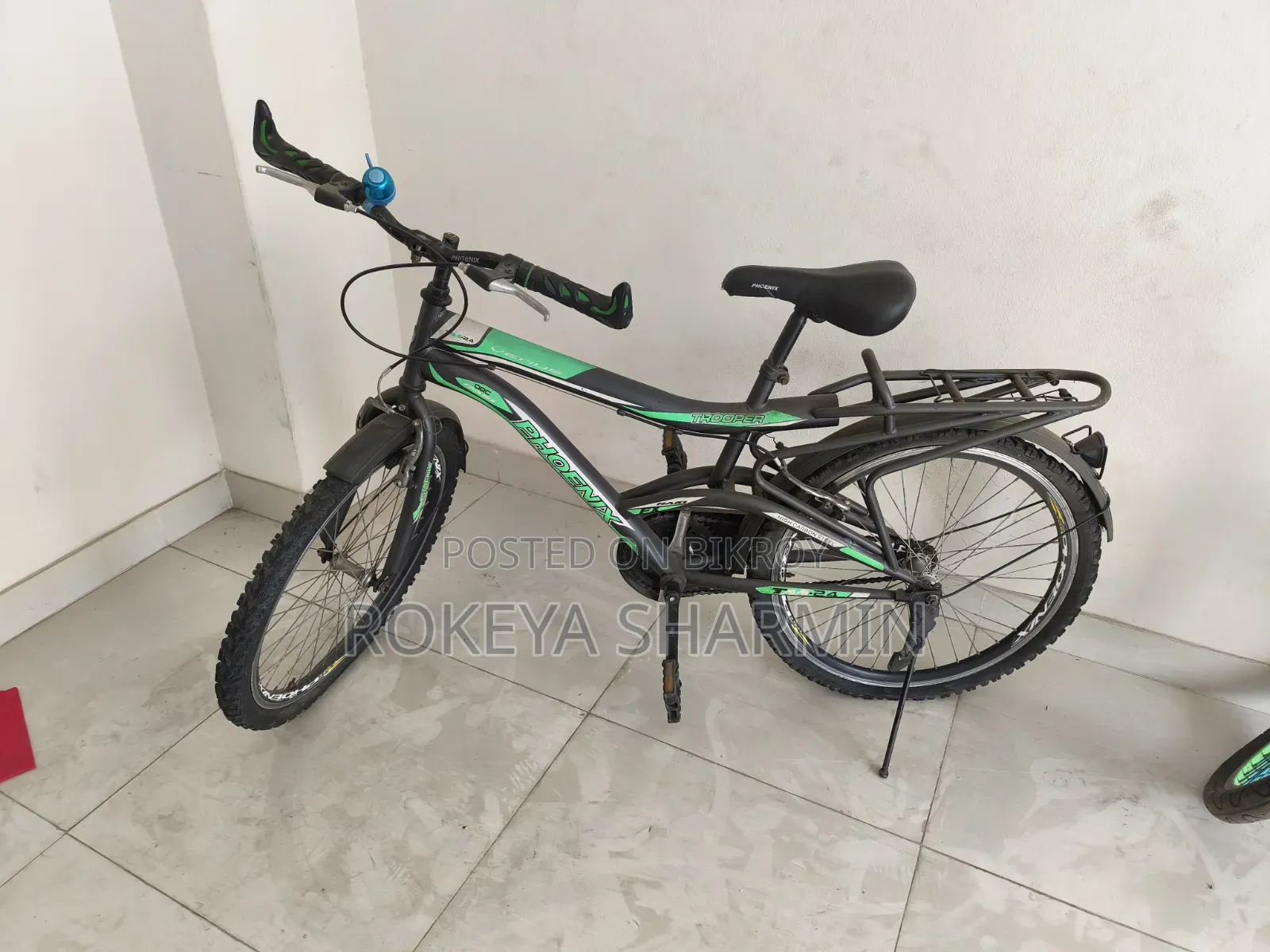 Phoenix brand medium size used bicycle