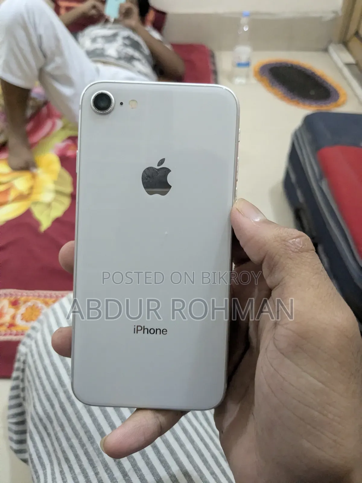 অ্যাপল আইফোন ৮ ৬৪ জিবি হোয়াইট