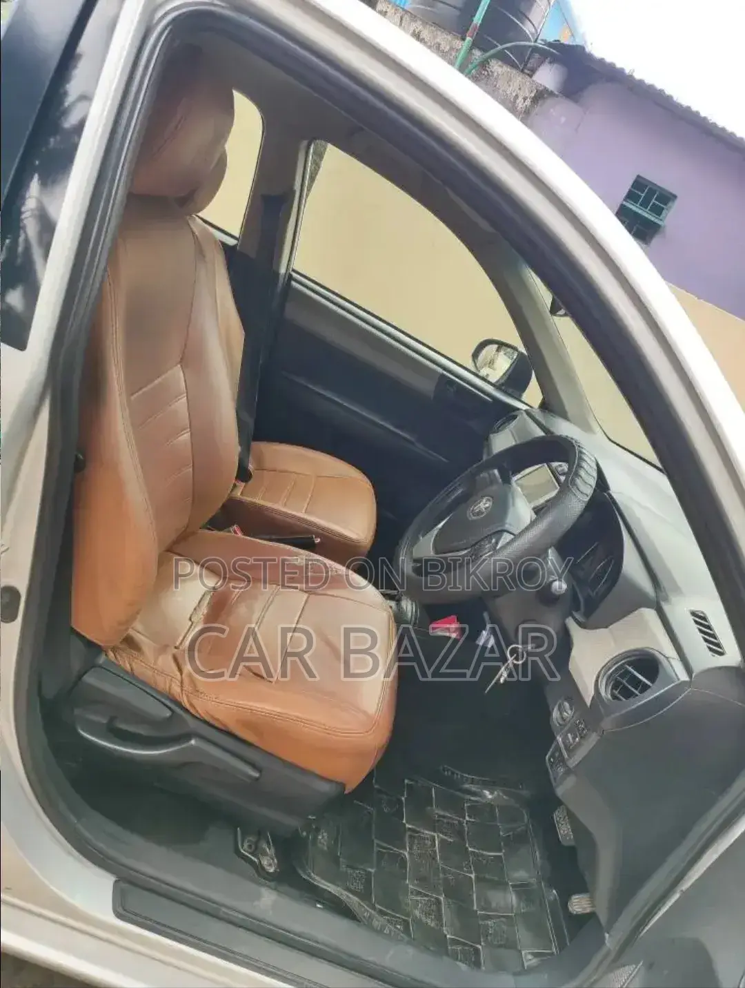 Toyota Axio 2013 Silver