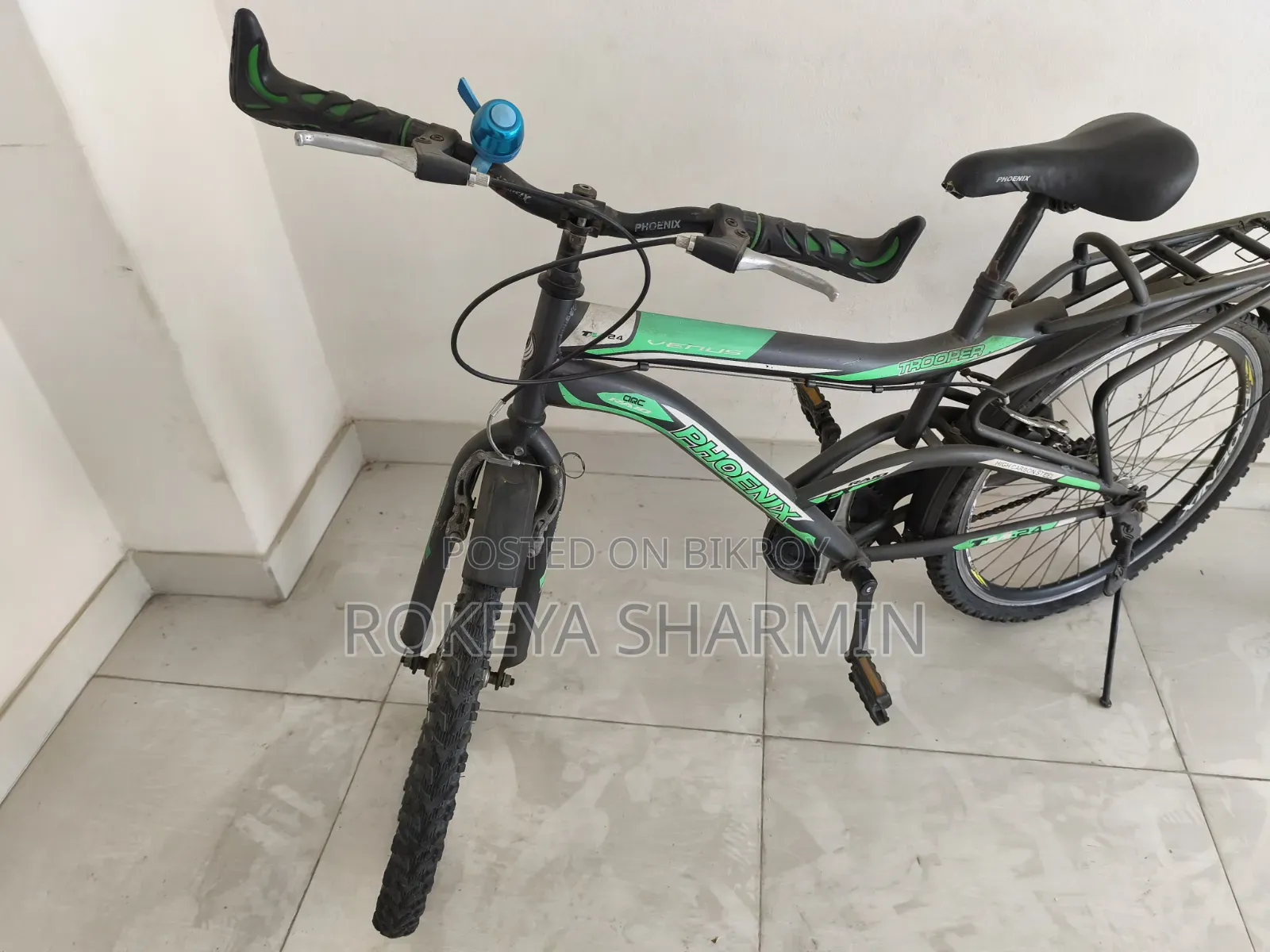 Phoenix brand medium size used bicycle