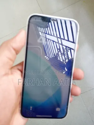 অ্যাপল আইফোন ১২ ২৫৬ জিবি সাদা
