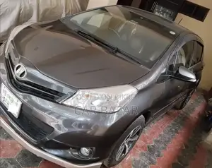 Toyota Vitz 2012 Gray