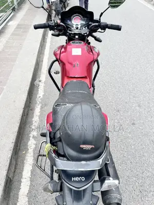 হিরো হাঙ্ক ২০১৯ লাল