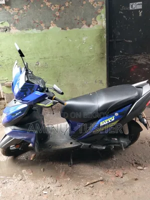Yamaha YZF-R 2021 Blue