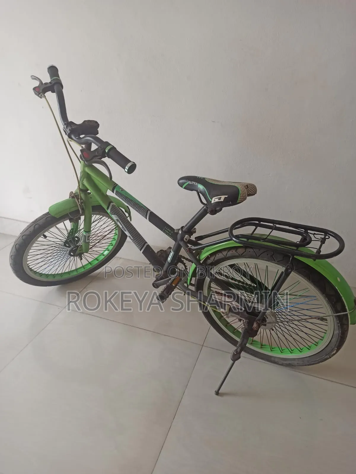 Used small size bicycle of GT brand
