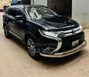 Mitsubishi Outlander 2015 Black