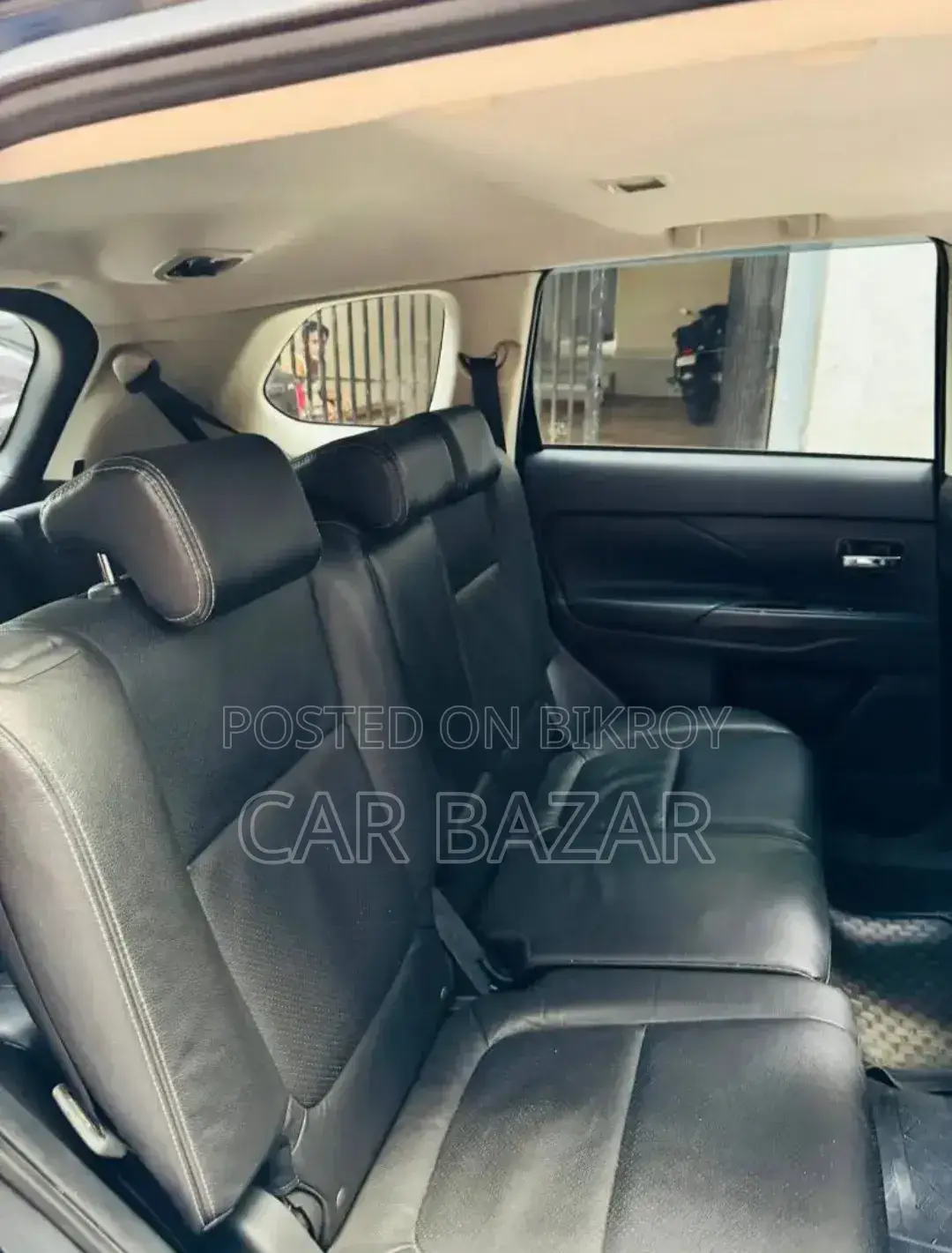 Mitsubishi Outlander 2015 Black