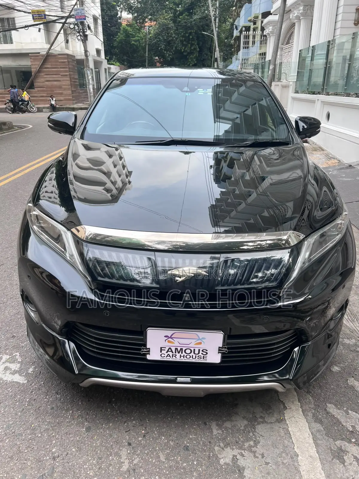 Toyota Harrier 2.0 Four-Wheel Drive 2014 Black