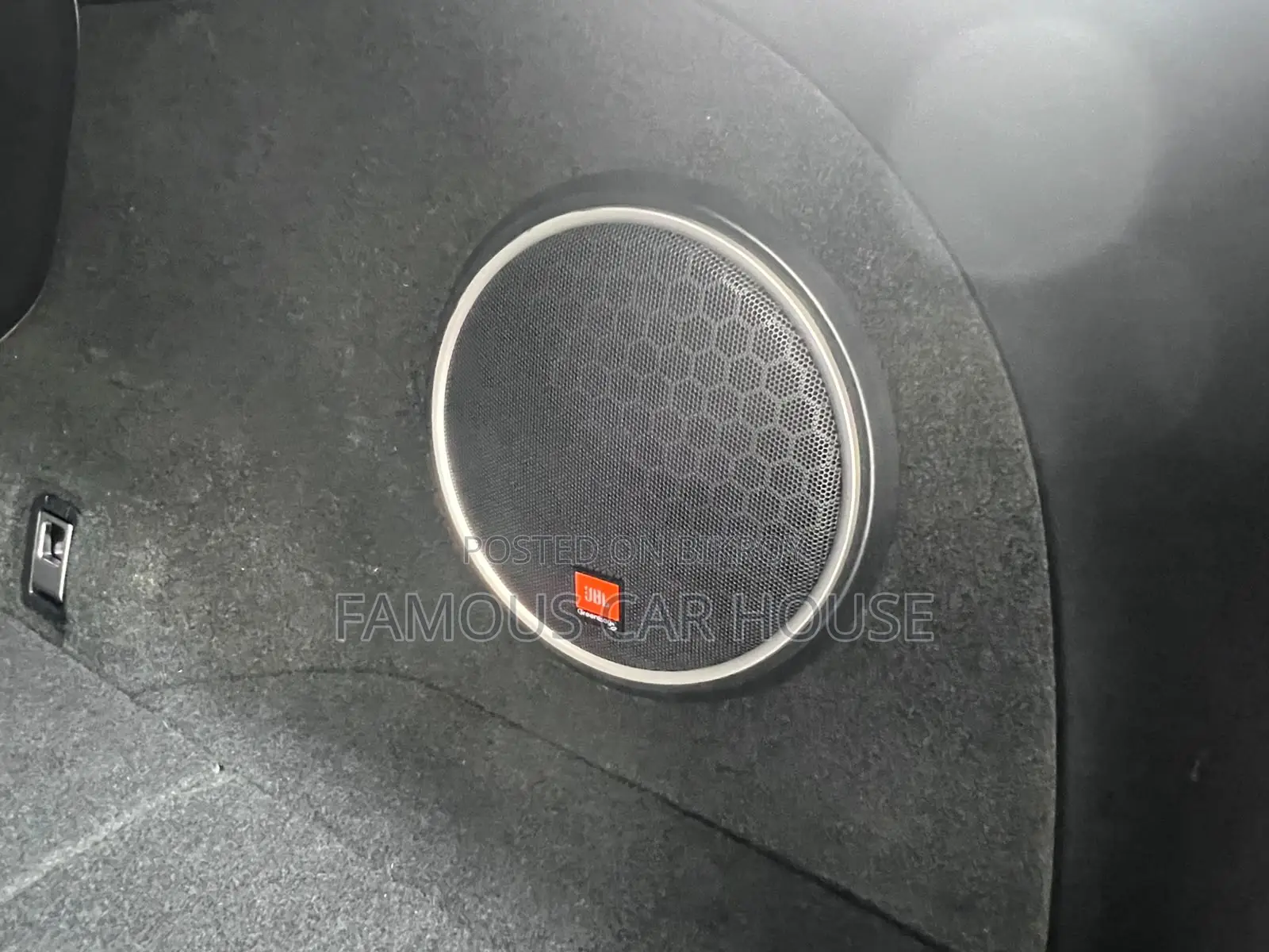 Toyota Harrier 2.0 Four-Wheel Drive 2014 Black