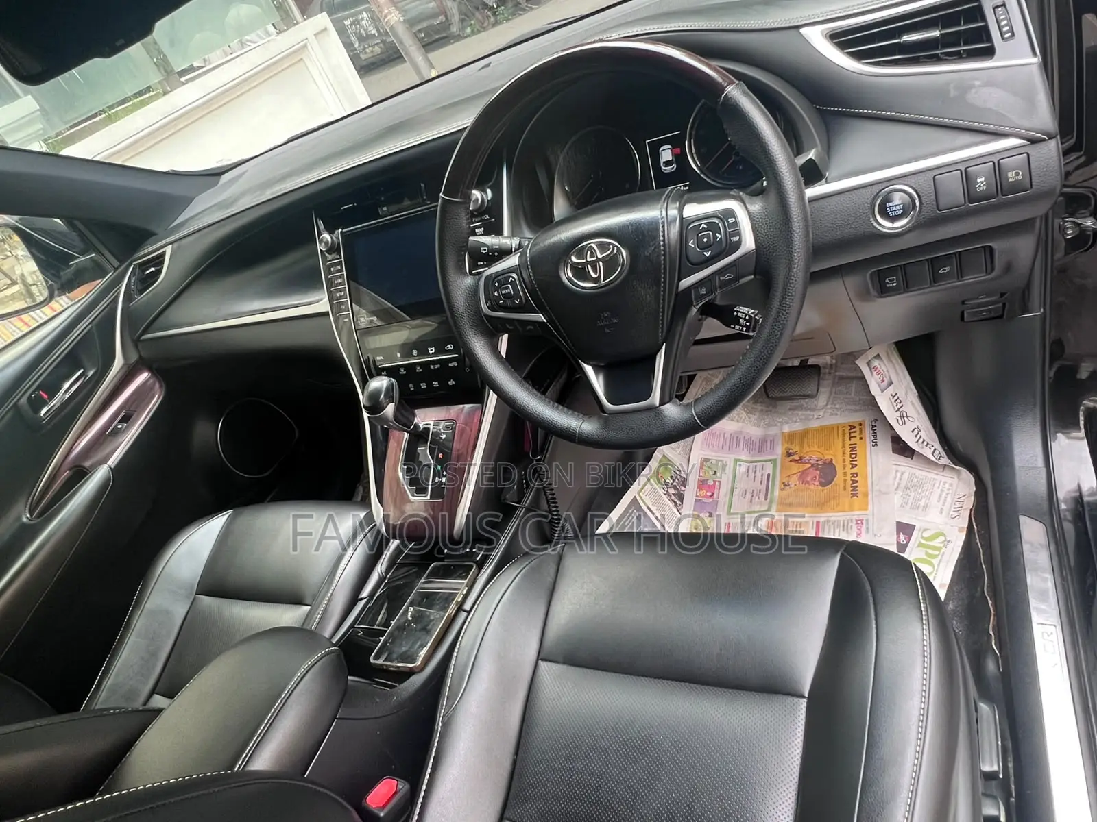 Toyota Harrier 2.0 Four-Wheel Drive 2014 Black