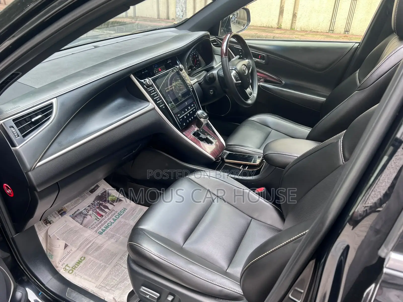 Toyota Harrier 2.0 Four-Wheel Drive 2014 Black