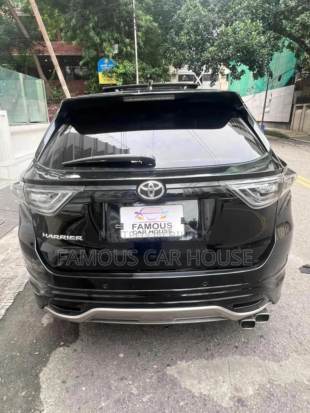 Toyota Harrier 2.0 Four-Wheel Drive 2014 Black