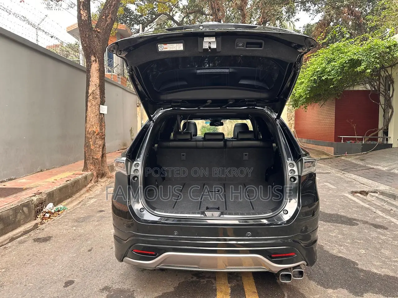 Toyota Harrier 2.0 Four-Wheel Drive 2014 Black