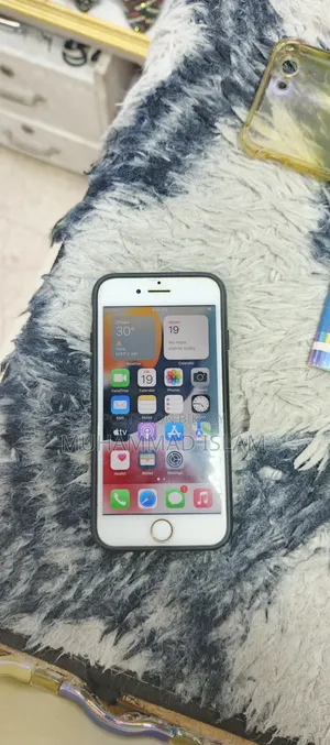Apple iPhone 7 32 GB Pink