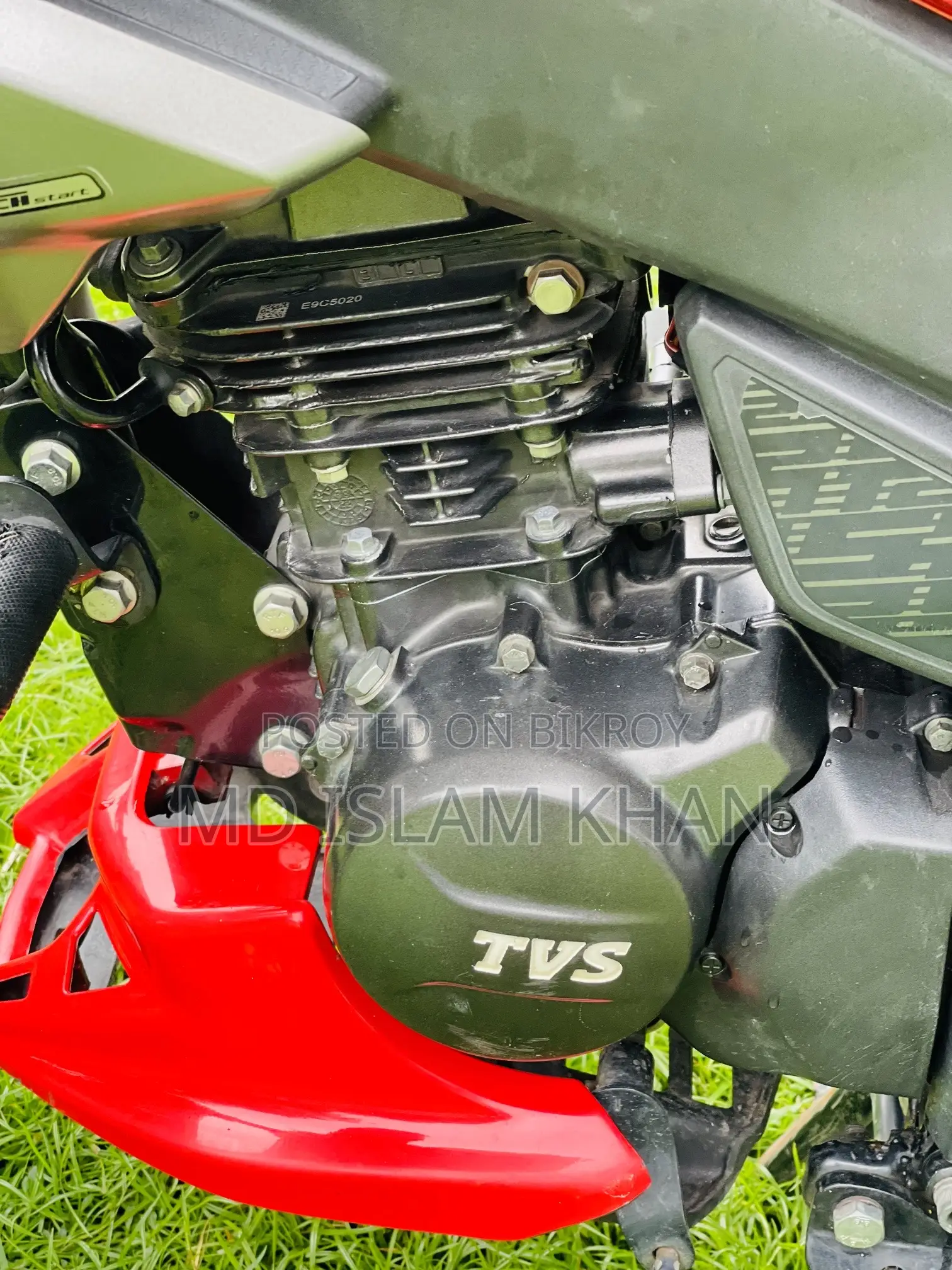TVS Raider 125 2023 Red