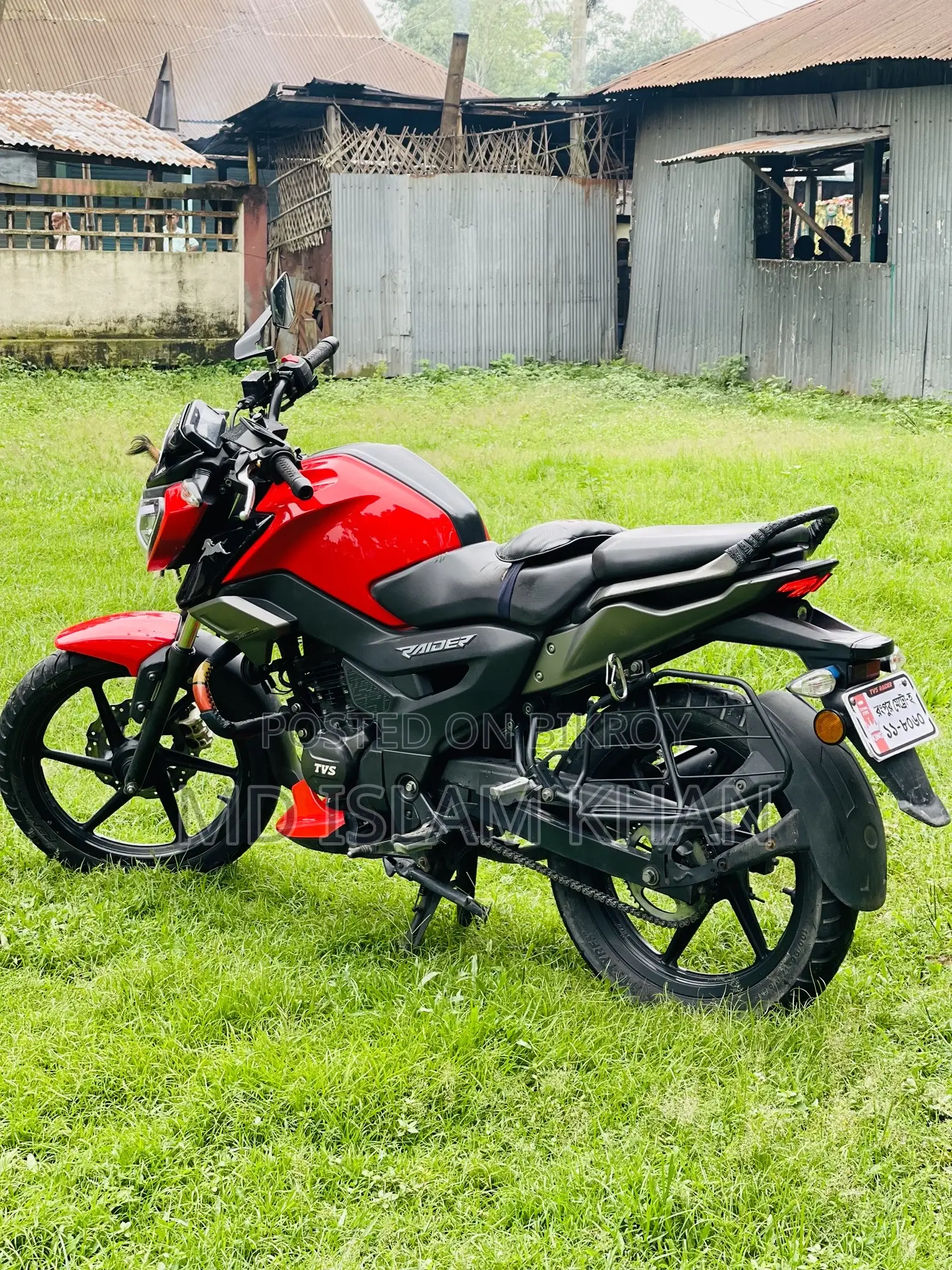 TVS Raider 125 2023 Red