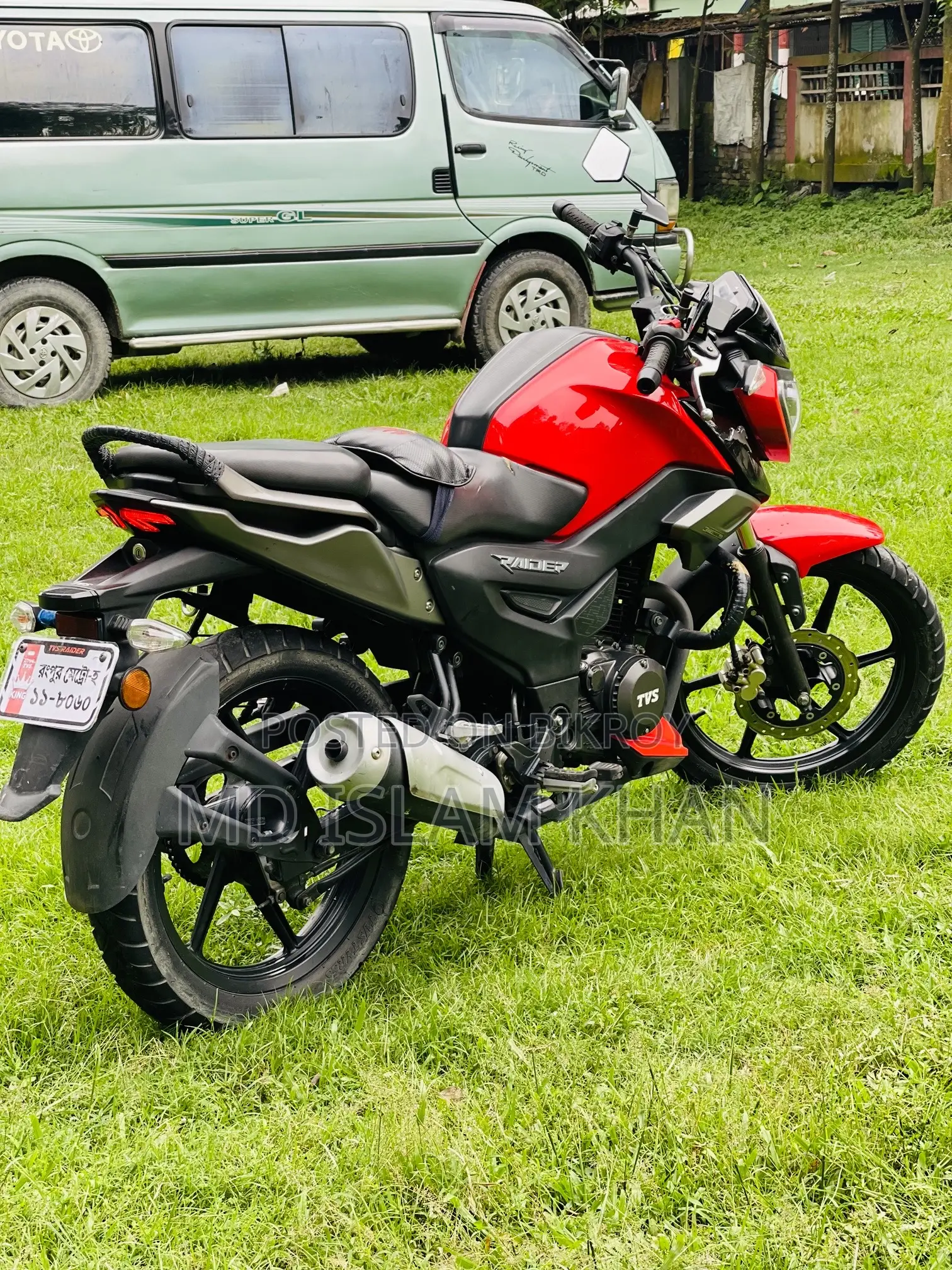 TVS Raider 125 2023 Red