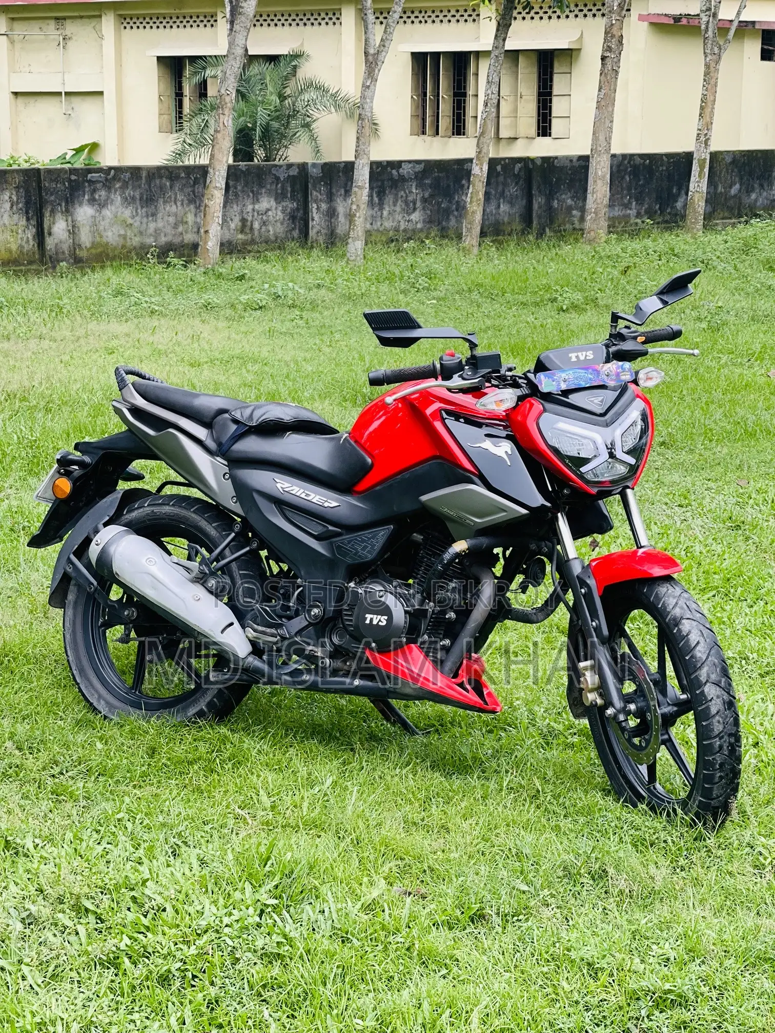 TVS Raider 125 2023 Red