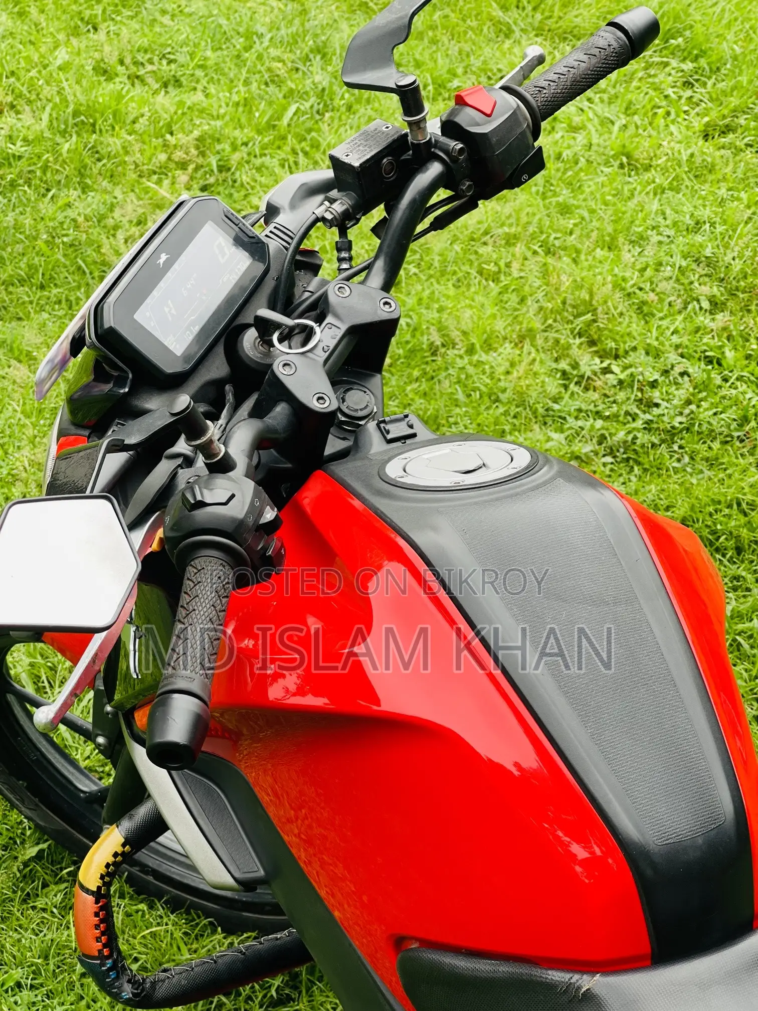 TVS Raider 125 2023 Red