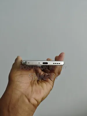 Realme 10 Pro+ ১২৮ জিবি