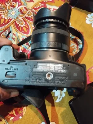 Canon 750 D Flash