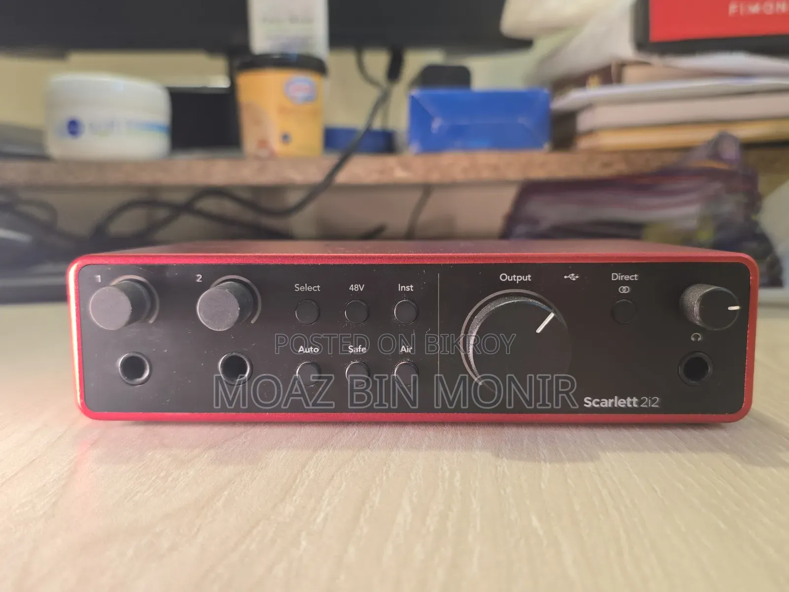 Focusrite Scarlett 2i2 Studio 4th Gen