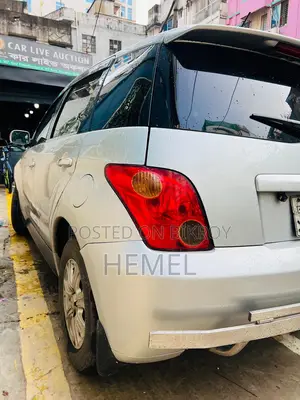 Toyota IST 2003 Silver