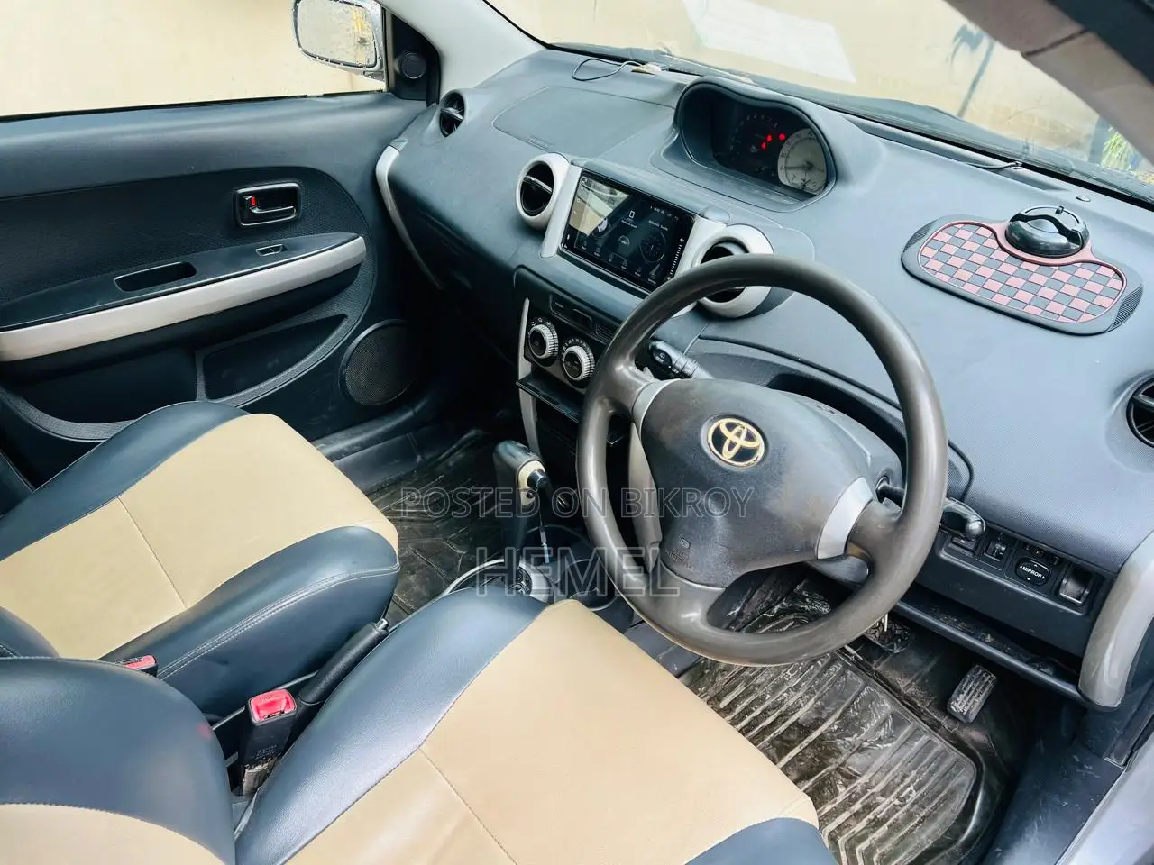 Toyota IST 2003 Silver