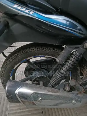Bajaj Discover 100 2017 Blue