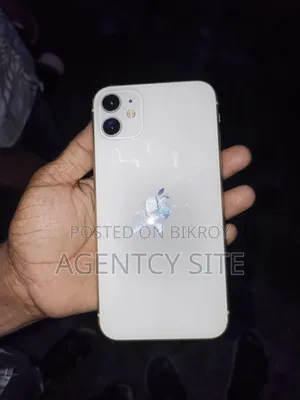 Apple iPhone 11 64 GB White
