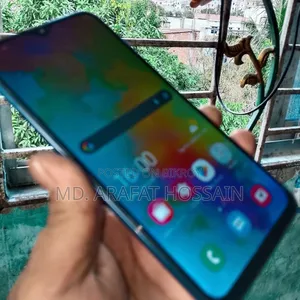 Samsung Galaxy M20 64 GB Blue