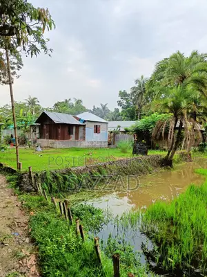 4.50 decimal land for sale