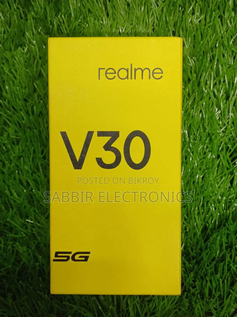 New Realme V30 128 GB Gold