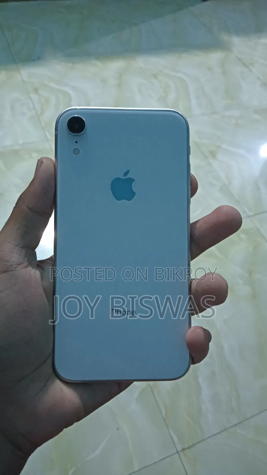 Apple iPhone XR 64 GB White